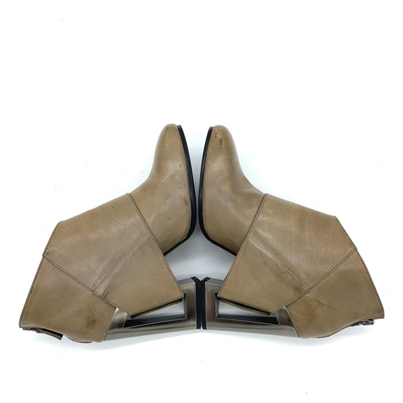 Vic Matie Taupe Leather Ankle Boots - Picture 5 of 15
